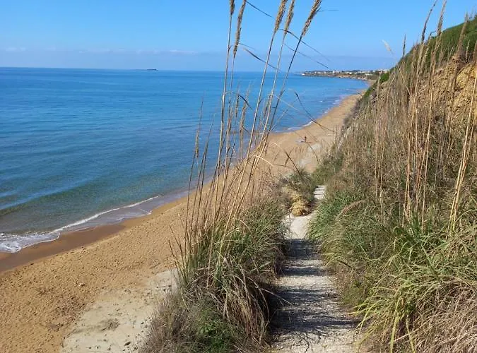 Kampas ゲストハウス 3*