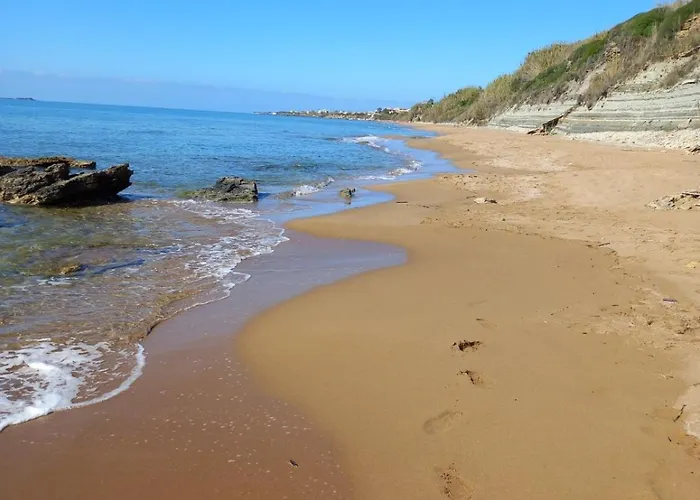 Kampas 3* Agios Georgios (Corfu)